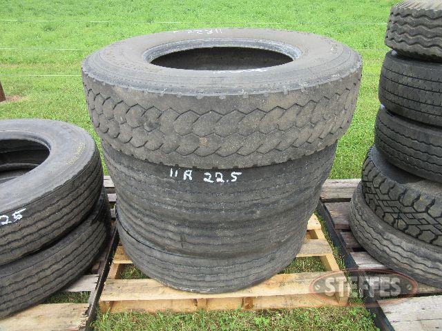 (4) 11R22.5 tires, no rims_6.JPG
